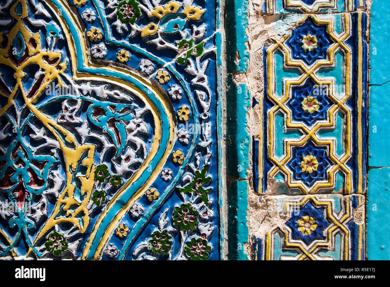 Decorazioni arabe su una parete Foto Stock