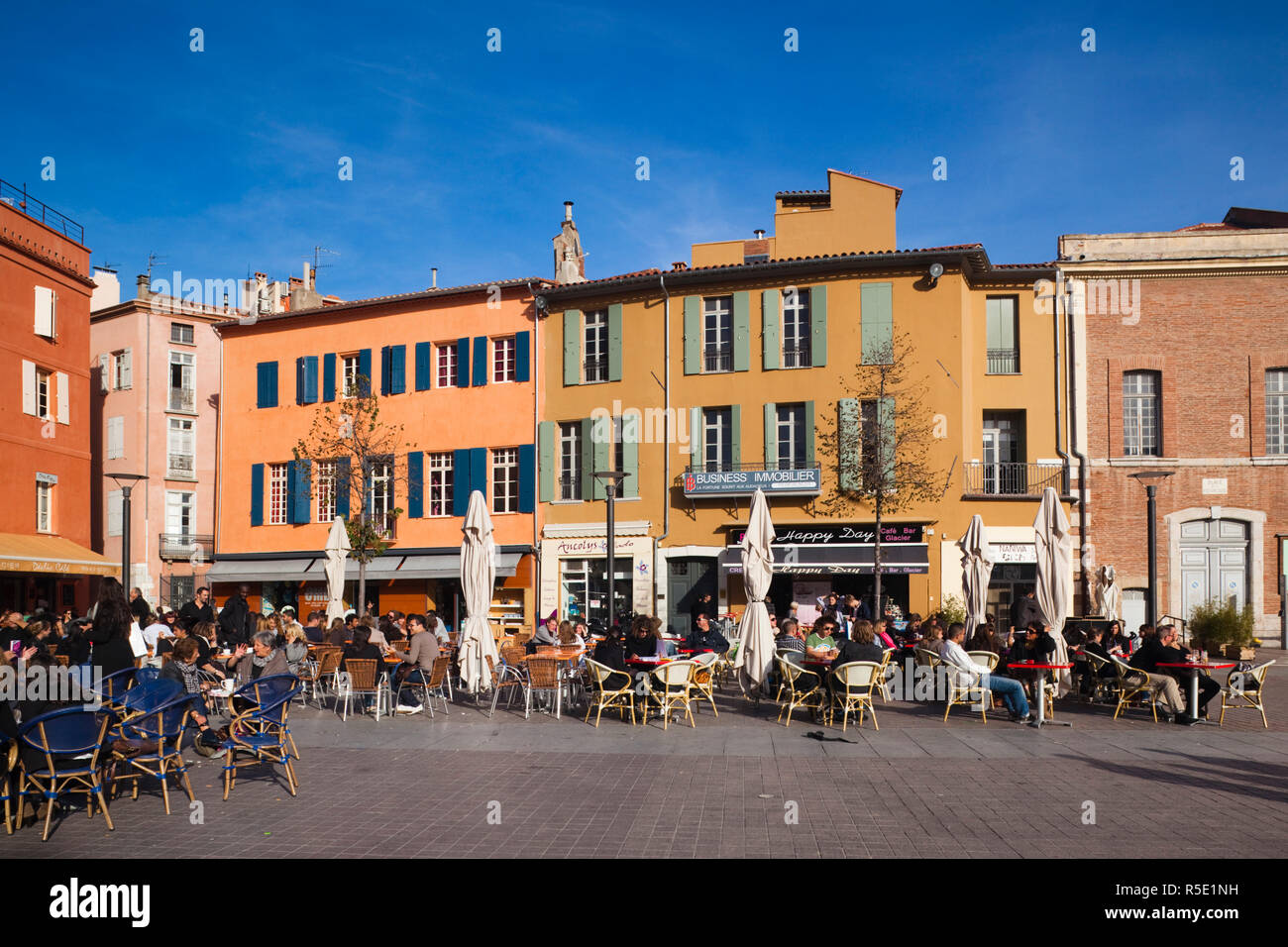 France, Languedoc-Roussillon, Dipartimento Pyrenees-Orientales, Perpignan, Place de la Republique Foto Stock
