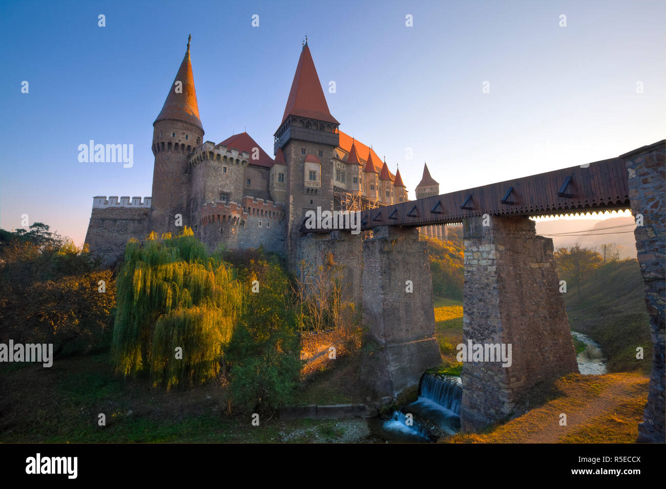 Hunyadi Castello o Corvin il castello di Hunedoara, Transilvania, Romania Foto Stock
