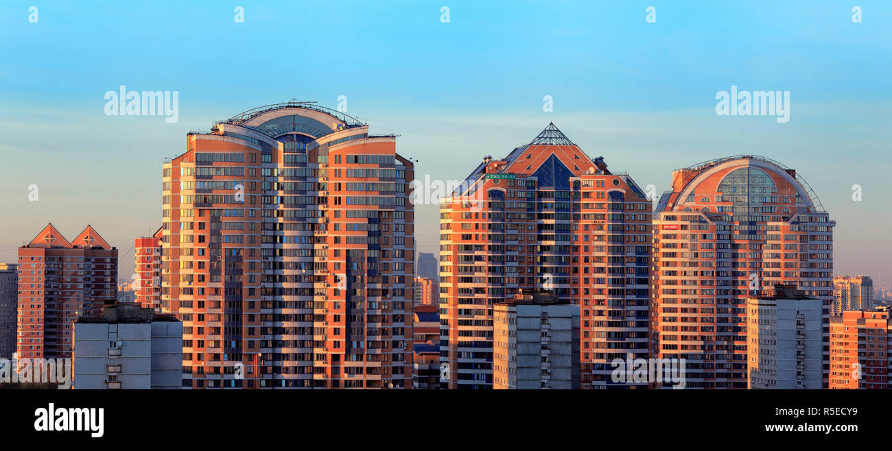 Edifici di appartamenti a Mosca, Russia Foto Stock