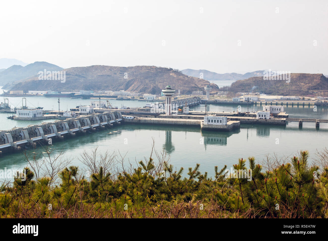 Popoli democratici la Repubblica di Corea (DPRK), la Corea del Nord, Nampo, mare occidentale Barrage Foto Stock