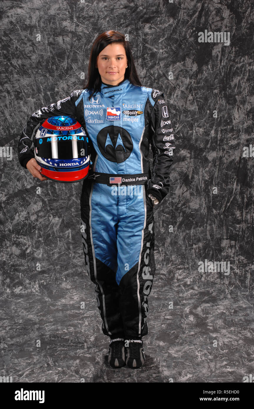 Danica Patrick partecipa alla Indy Racing League media day 2 in corrispondenza di Homestead-Miami Speedway a Homestead, Florida il 21 febbraio 2007. Foto Stock