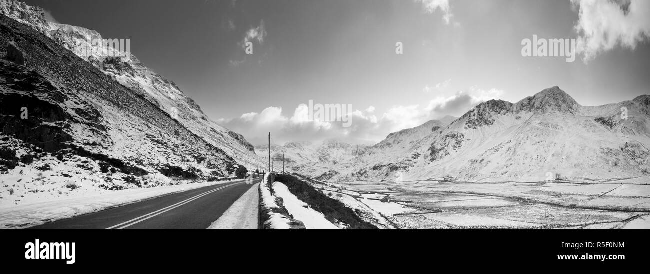 Nel Regno Unito, in Galles, Comwy-Gwynedd, Dyffryn Ogwen o Ogwen Valley Foto Stock