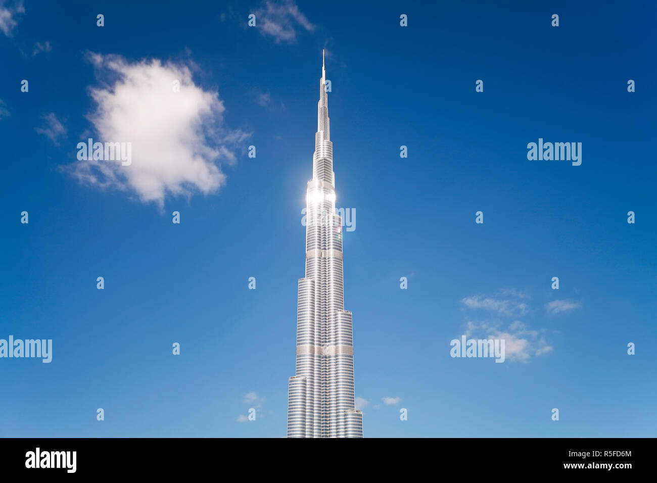 Il Burj Khalifa, completata nel 2010, l'uomo più alto struttura realizzata nel mondo, Dubai, UAE Foto Stock