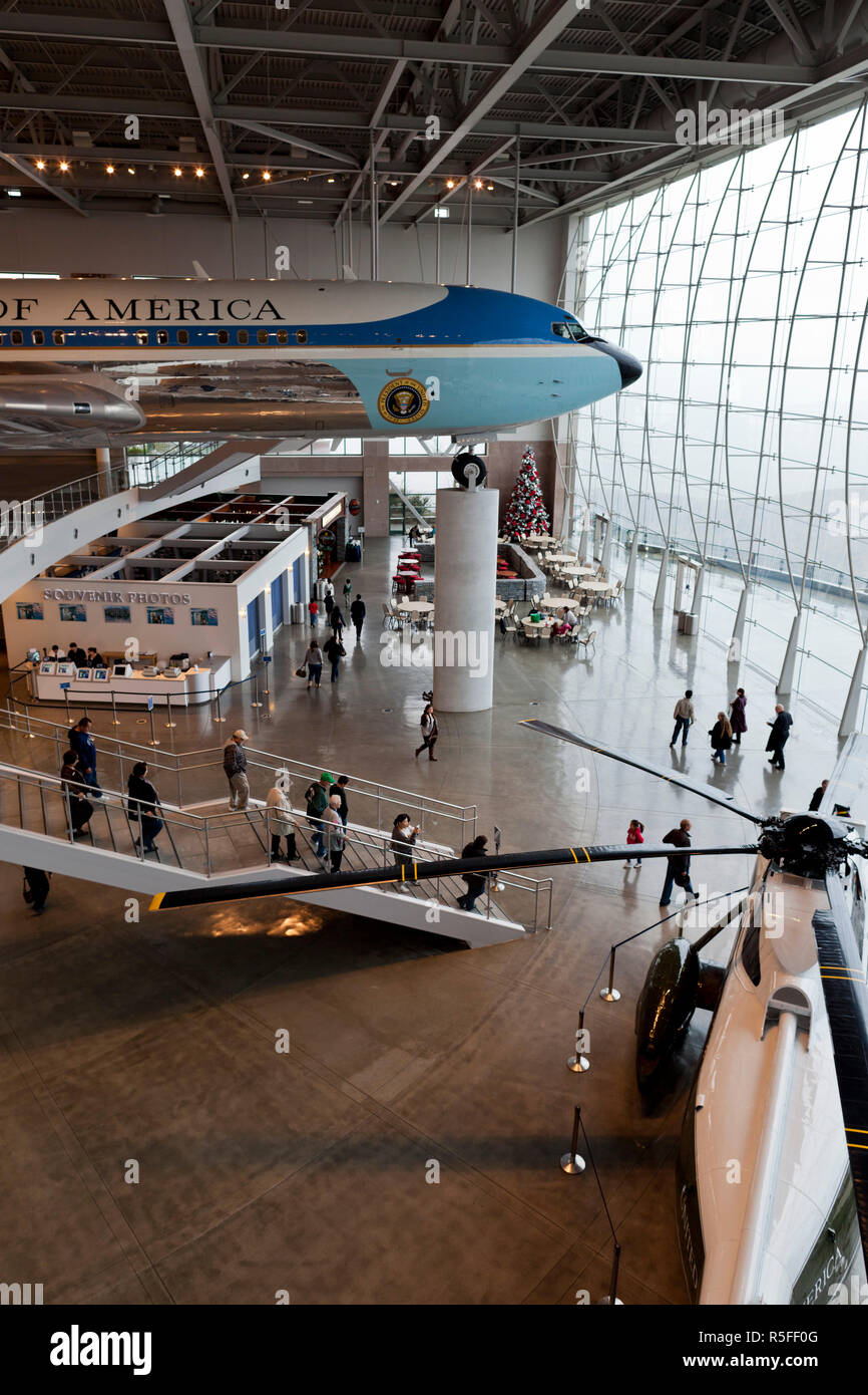 Stati Uniti d'America, la California, la California del sud di Simi Valley, Ronald Reagan Presidential Library, presentano con il Boeing 707 Airforce uno della presidenza Reagan Foto Stock