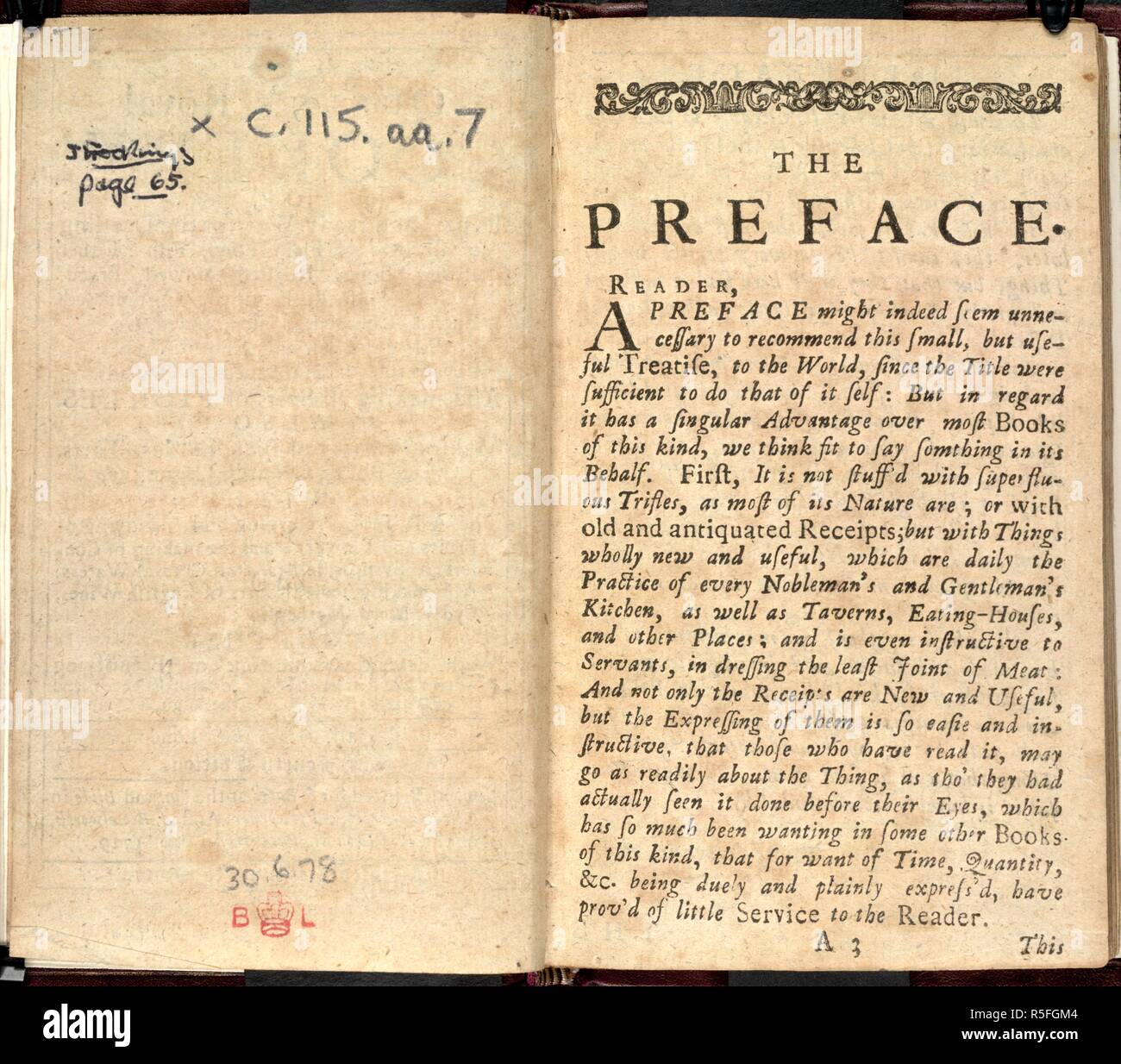 La regina della cucina Regale. La regina della cucina reale: o di Esperto e pronto wa. Londra: S. Bates; A. Bettesworth, 1729. Nella prefazione alla regina della cucina reale, l'autore distingue il libro da altri del suo genere, sottolineando la sua mancanza di 'superfluous trifles' e 'vecchio e antiquato receipts". Egli pretende di presentare le ultime mode culinarie in un modo che è "totalmente nuovi e utili'. Infatti, quaranta di T. Hall le sue ricette era stato bollito da Sir Kenelme Digby i manoscritti che sono state pubblicate nel 1669. Di conseguenza Hall per i piatti sono stati accuratamente di vecchio stile. Immagine presa dal quee Foto Stock