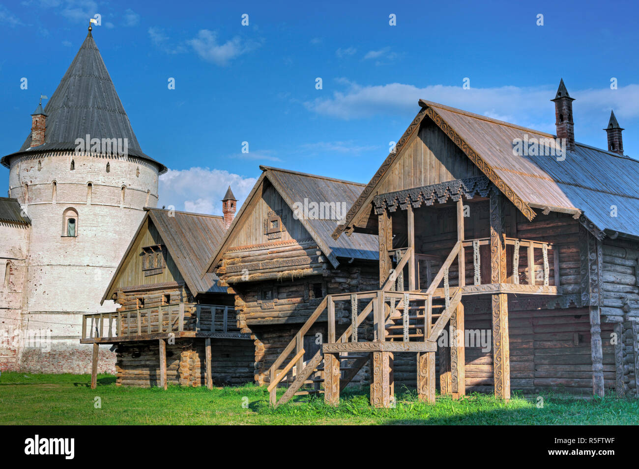 Legno casa tradizionale, Rostòv Yaroslavl Regione, Russia Foto Stock