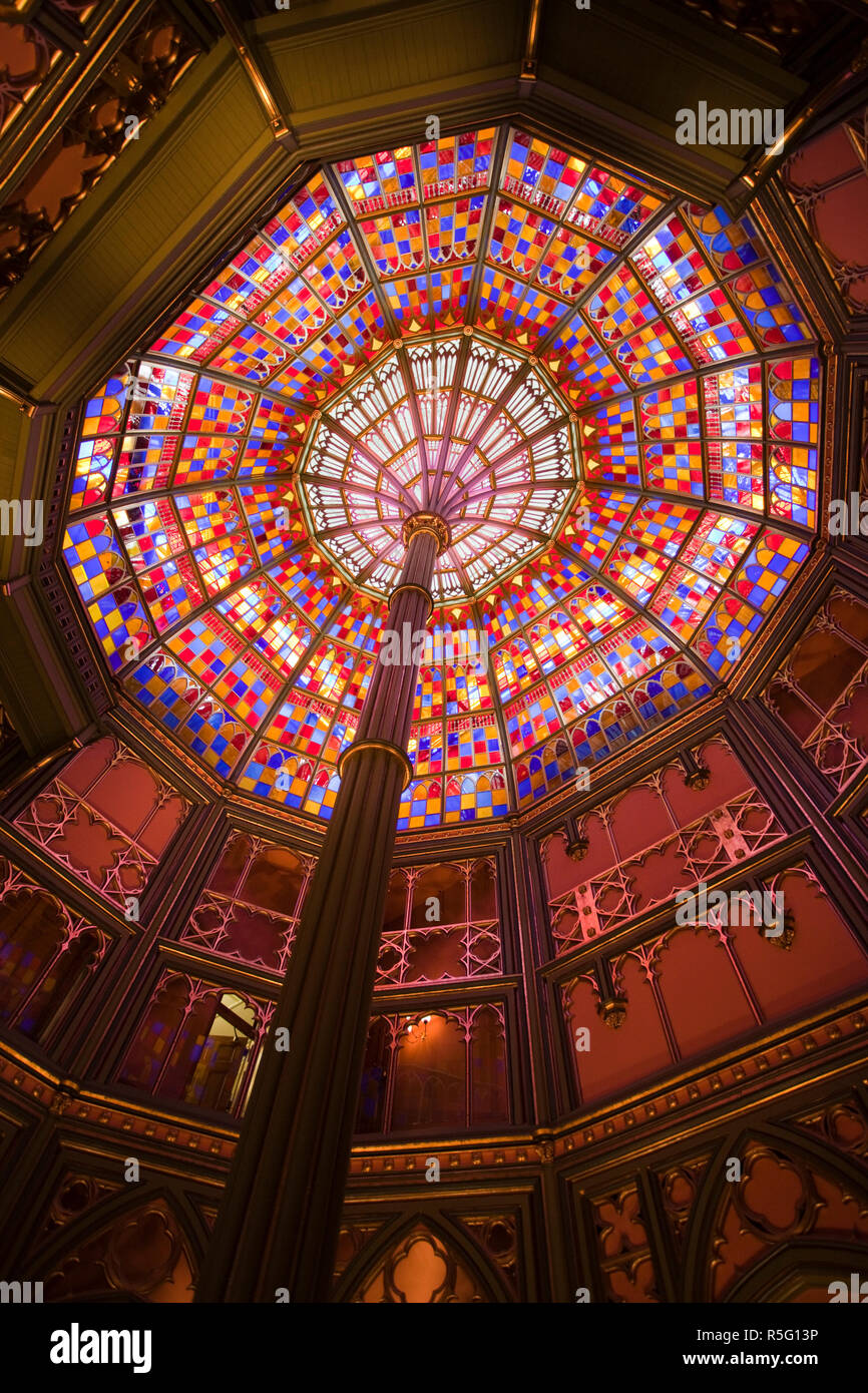 Stati Uniti d'America, Louisiana, Baton Rouge, Louisiana Old State Capitol Museum, vetrate rotunda Foto Stock