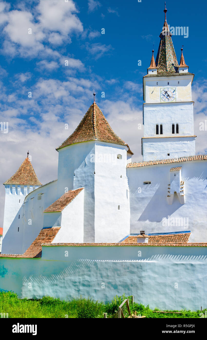 Chiesa fortificata di Harman,Brasov, in Romania Foto Stock