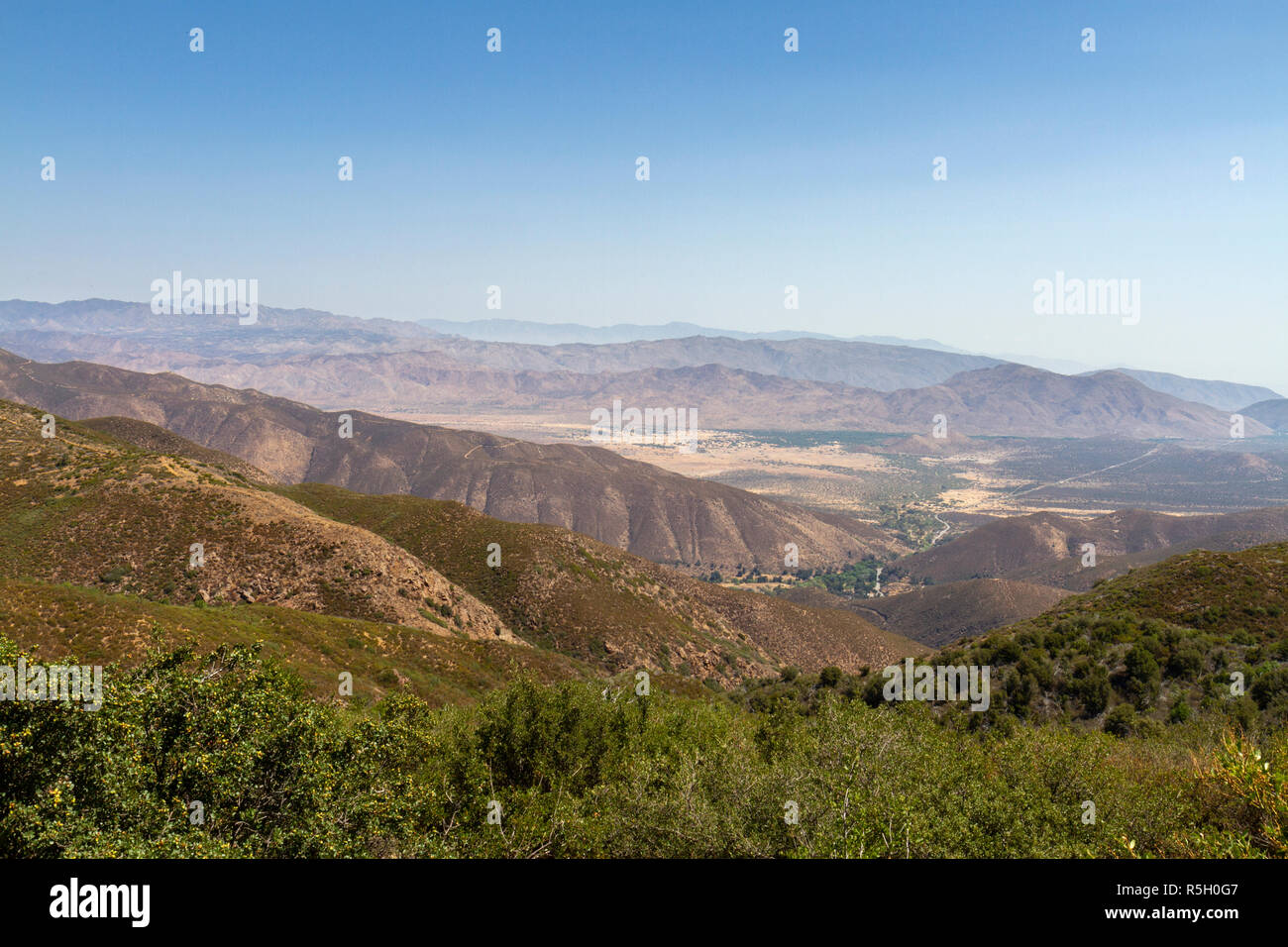 Vista dal deserto vista parco, Inspiration Point Road, Julian, California, Stati Uniti d'America Cercando NE lungo la Statale Route 78 (SR 78) verso le forbici di attraversamento. Foto Stock