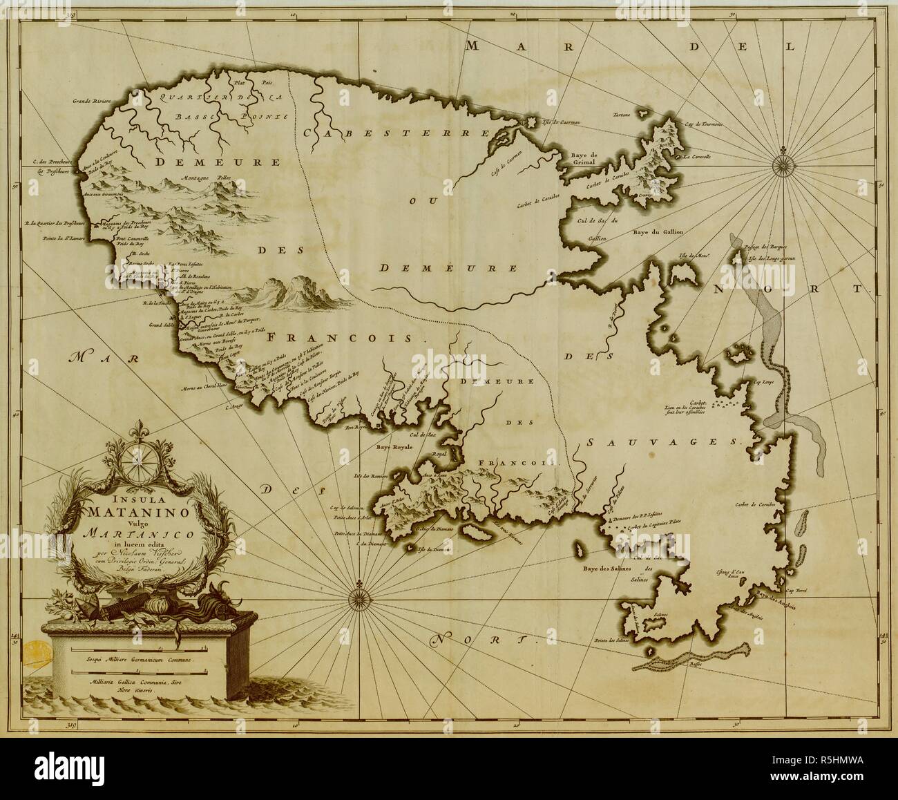 Una mappa della Martinica. INSULA MATANINO Vulgo MARTANICO. [Amsterdam] : [Nicolaes Visscher], [tra il 1683 e il 1698]. Fonte: Mappe K.Top.123.100. Foto Stock