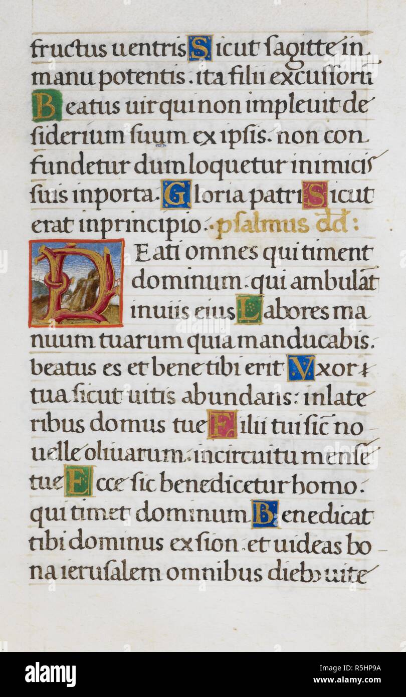 Pagina testo con iniziale 'D'. Mirandola ore. L'Italia, circa 1490-1499. [Intero folio] Testo pagina dalle ore della Vergine. Fine del Salmo 126; Salmo 127 con iniziale 'D' [B], formata di rami contro un sfondo panoramico immagine presa da Mirandola ore. Originariamente pubblicato/prodotto in Italia, circa 1490-1499. Fonte: Aggiungi. 50002, f.39. Lingue: Latina. Foto Stock
