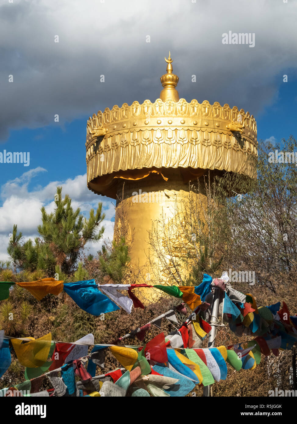 Tibetano ruota di preghiera Foto Stock