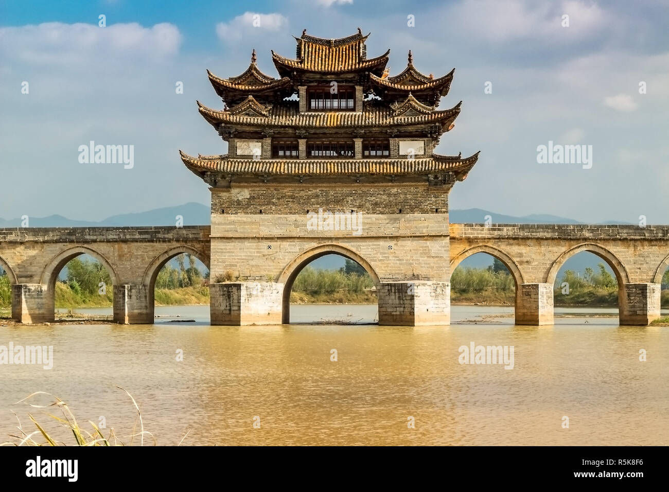 Ponte shuanglong a jianshui in Cina Foto Stock