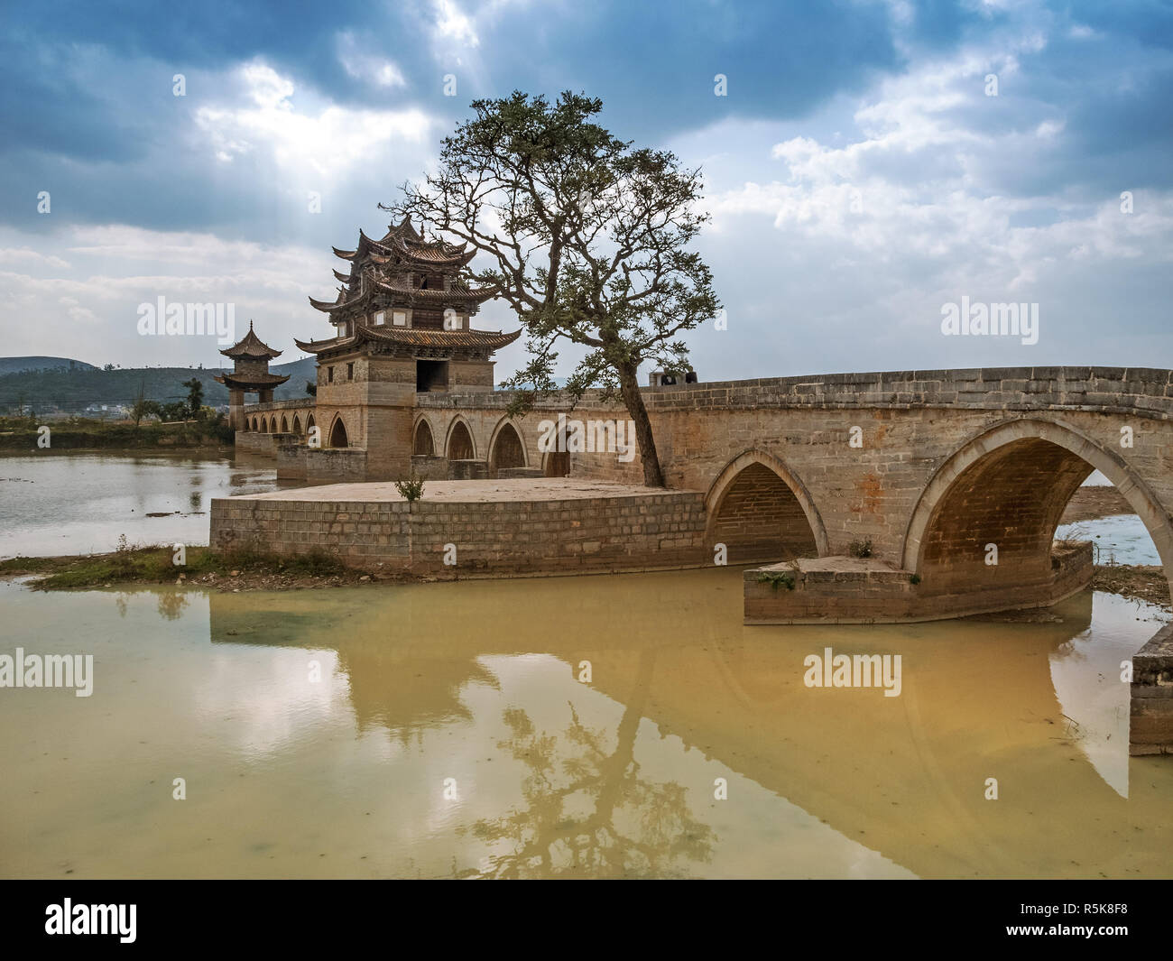 Ponte shuanglong a jianshui in Cina Foto Stock