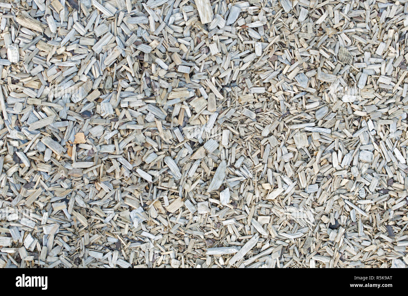 Trucioli Legno Decorativi Colorati - 20kg Rosso, Per Giardino, Pacciamatura, Durata 3 Anni