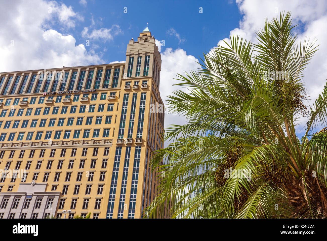 Miami Florida,Coral Gables,Alhambra Towers,class A Office building,lusso,immobiliare commerciale,grattacielo alto grattacieli costruire edifici d Foto Stock