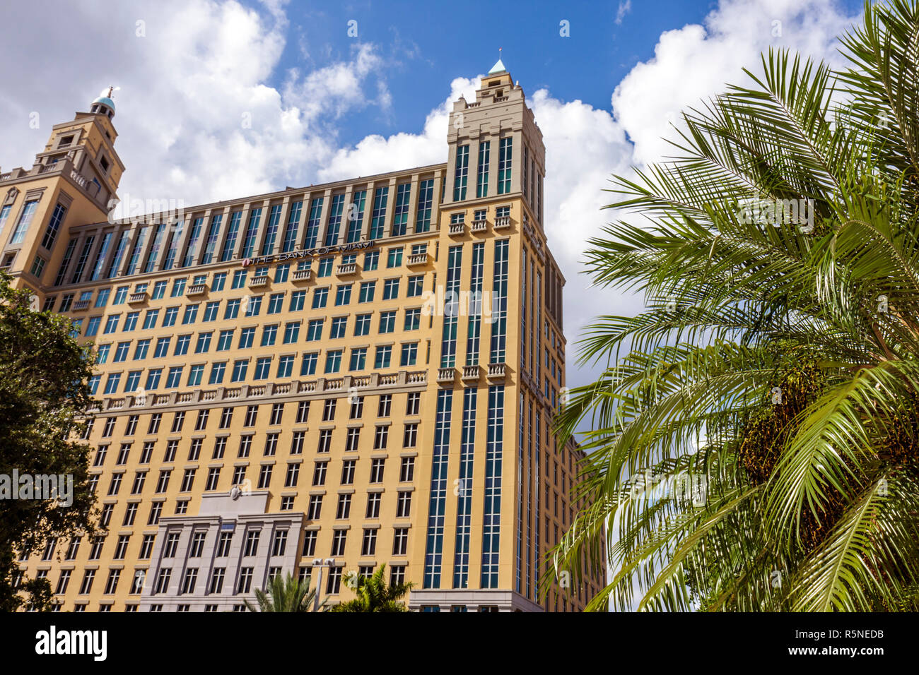 Miami Florida,Coral Gables,Alhambra Towers,class A Office building,lusso,immobiliare commerciale,grattacielo alto grattacieli costruire edifici d Foto Stock