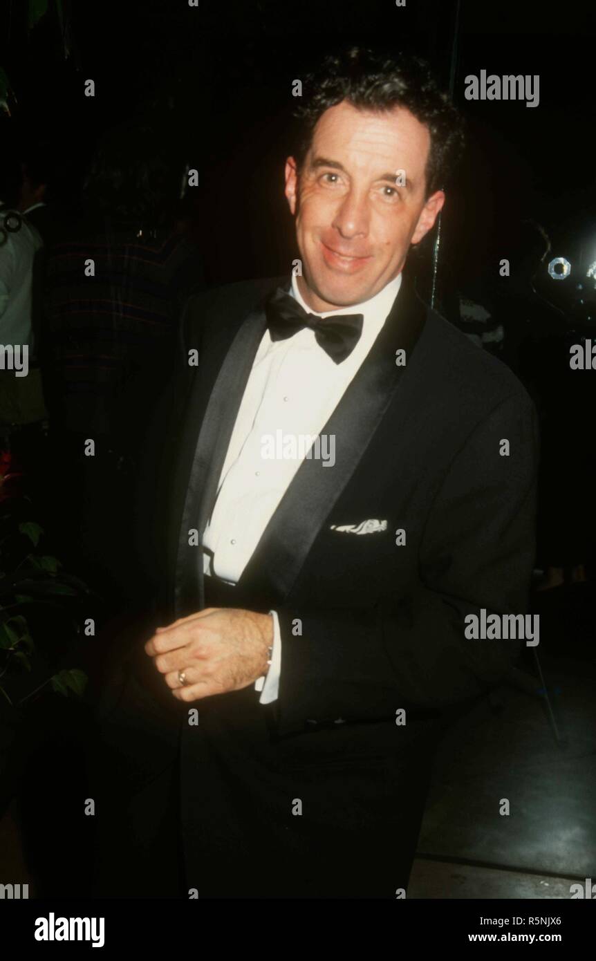 BEVERLY HILLS, CA - MARZO 11: Mark Canton assiste la ventunesima edizione del American Film Institute (AFI) Lifetime Achievement Award saluto ad Elizabeth Taylor il 11 marzo 1993 presso il Beverly Hilton Hotel di Beverly Hills, la California. Foto di Barry re/Alamy Stock Photo Foto Stock