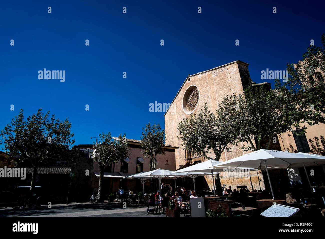 Mercato in Port de Pollenca, Mallorca Foto Stock