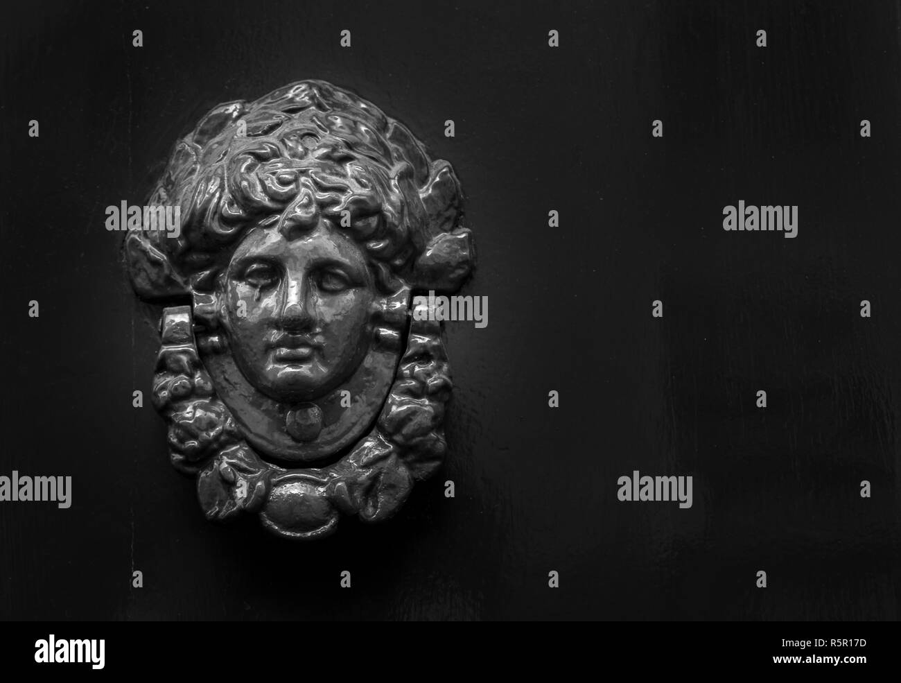 Italia: Close up di rustico porta vecchia Foto Stock