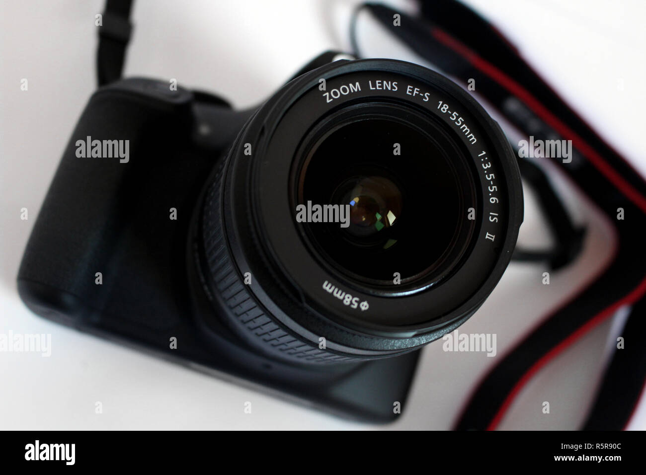 Nero fotocamera reflex digitale reflex a lente singola Foto Stock