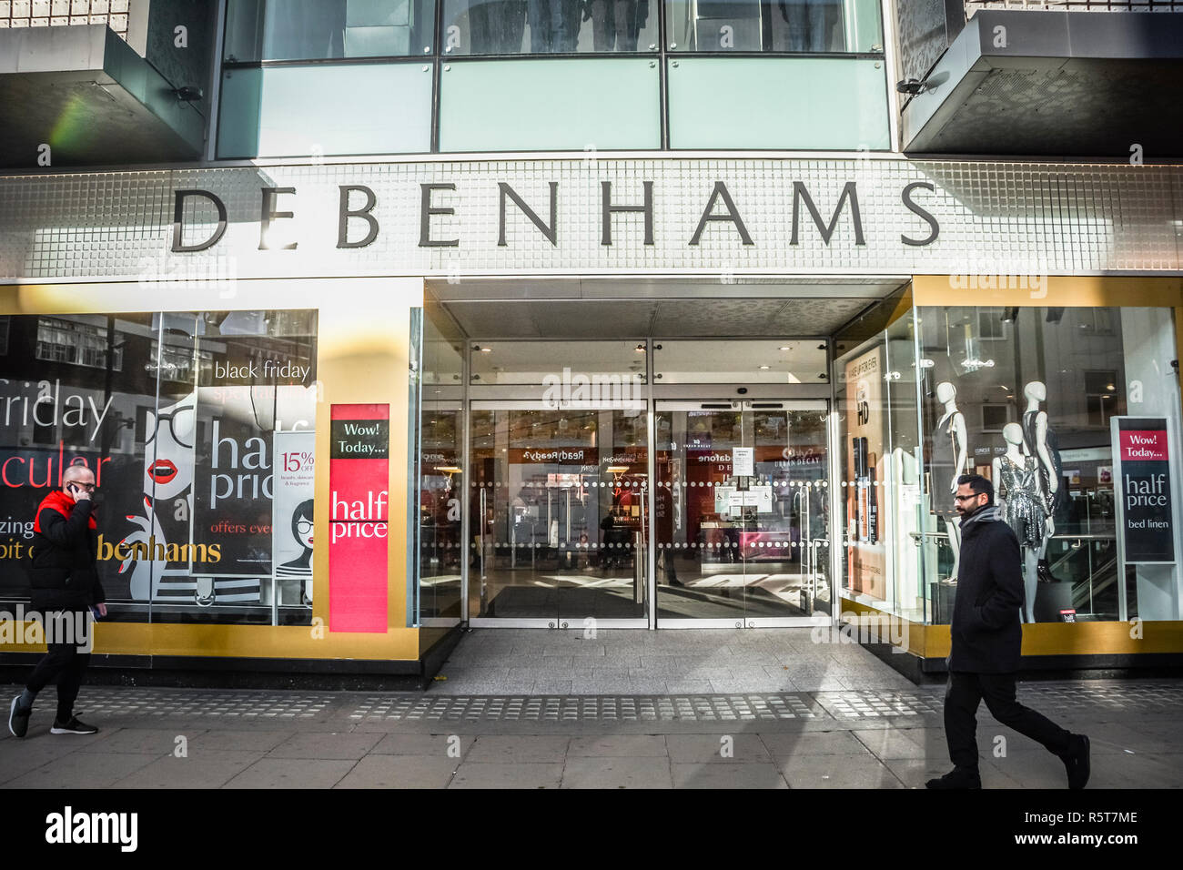 Entrata al negozio Debenhams, Oxford Street, London, Regno Unito Foto Stock