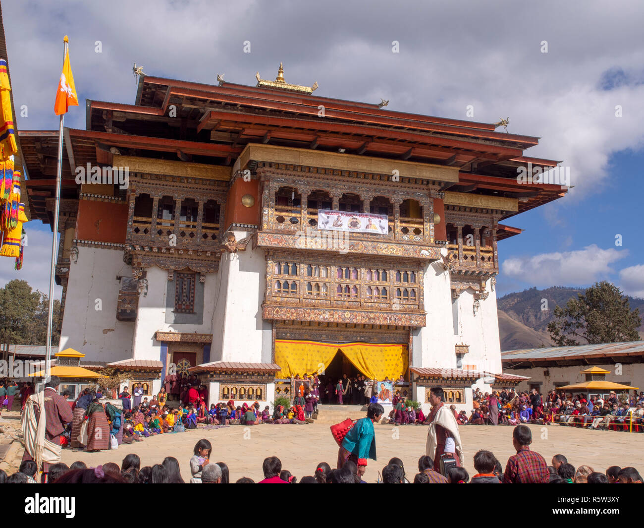 La popolazione locale al Black-gru a collo alto Festival in Gangtey, Bhutan Foto Stock