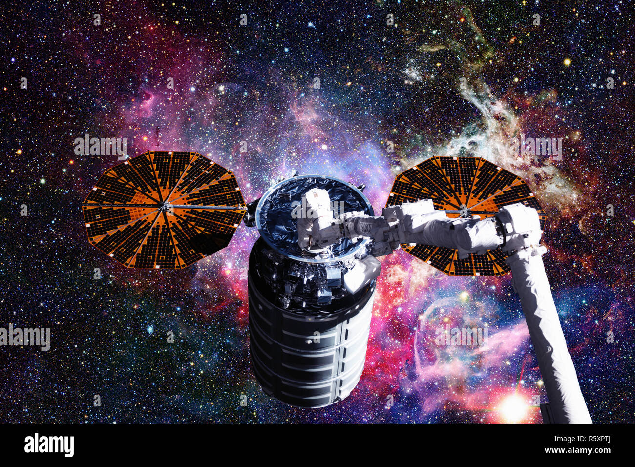 Il veicolo spaziale Cygnus in spazio aperto. Foto Stock