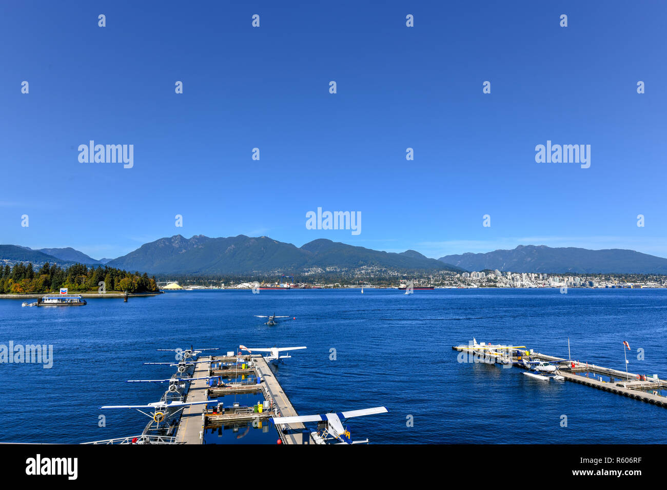 Vista del centro cittadino di Vancouver Harbor in Vancouver, British Columbia, Canada Foto Stock