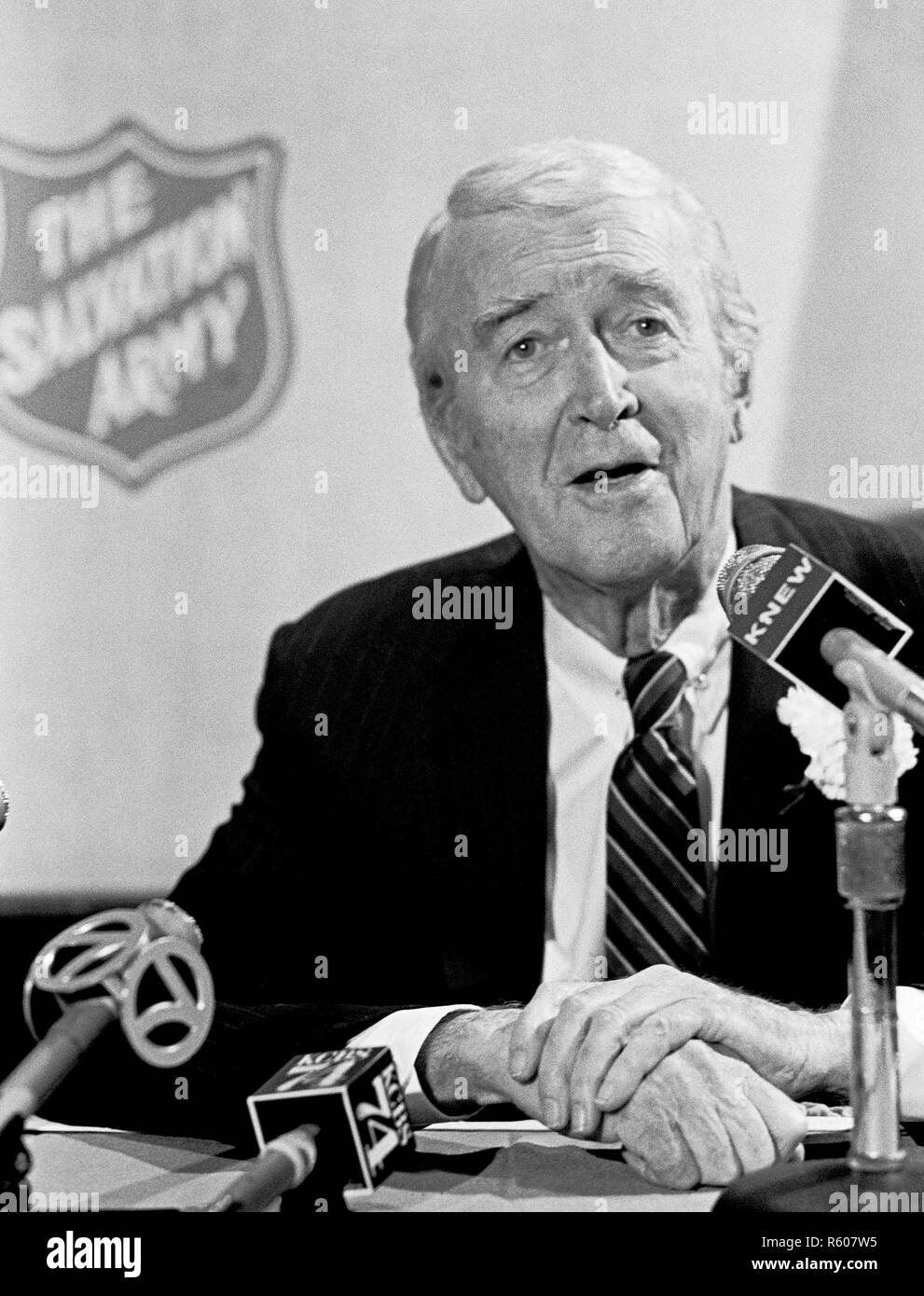 Attore statunitense, James Stuart parlando a San Francisco negli anni ottanta, a sostegno dell'Esercito della Salvezza Foto Stock