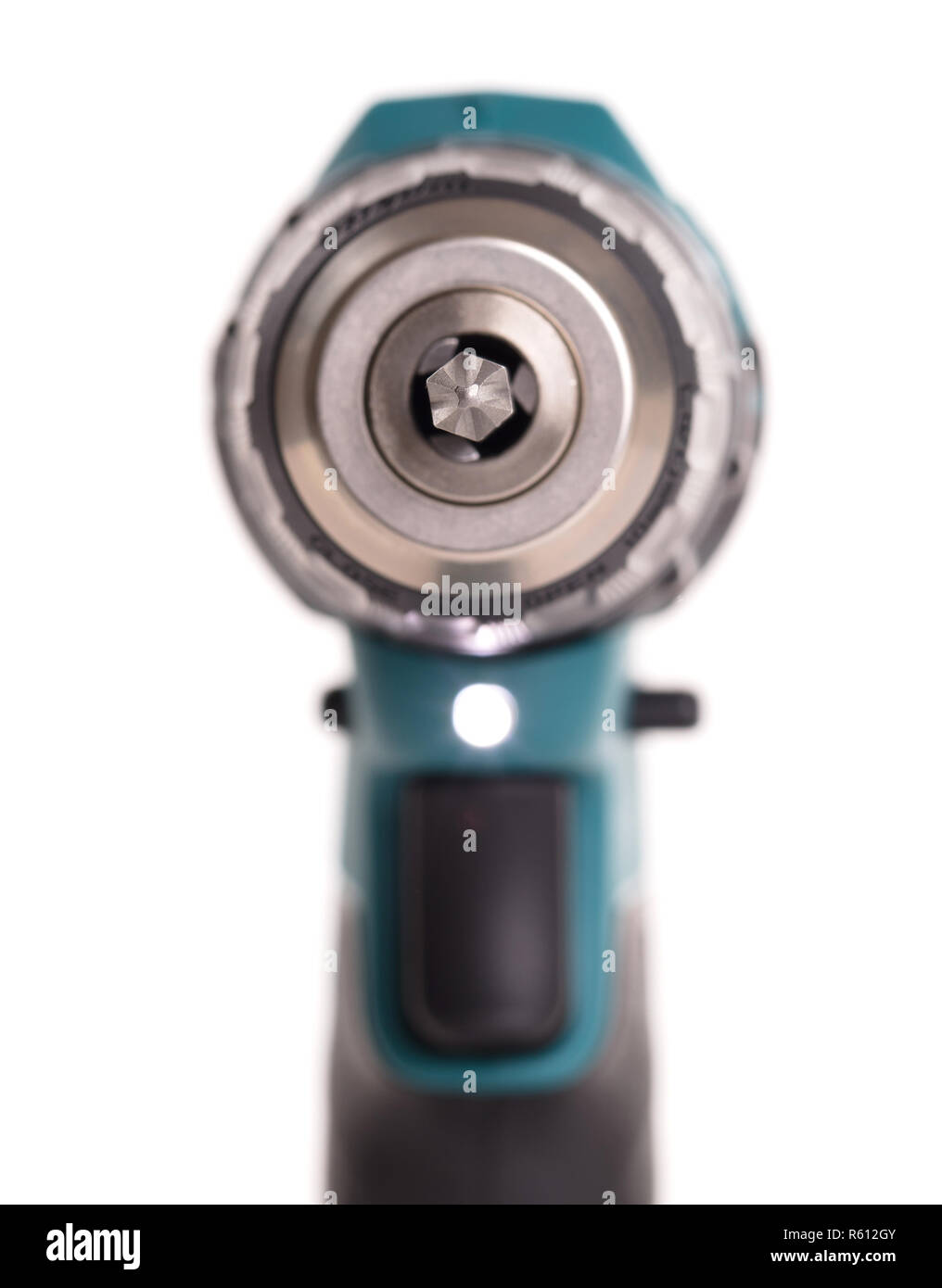 Giraviti a batteria o alimentazione di trapanare isolata su uno sfondo nero Foto Stock