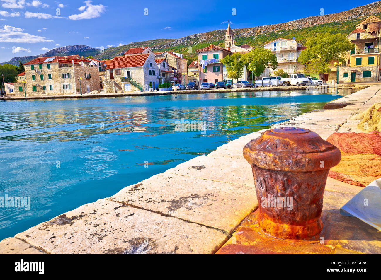 Kastel Kambelovac waterfront e architettura storica visualizza Foto Stock