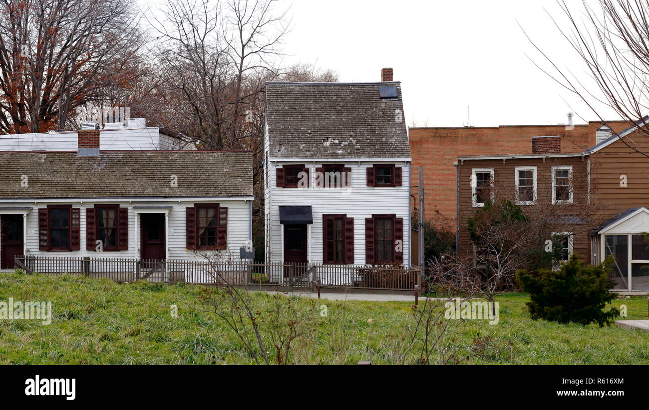 Strada Hunterfly case storiche in Weeksville Heritage Centre Foto Stock