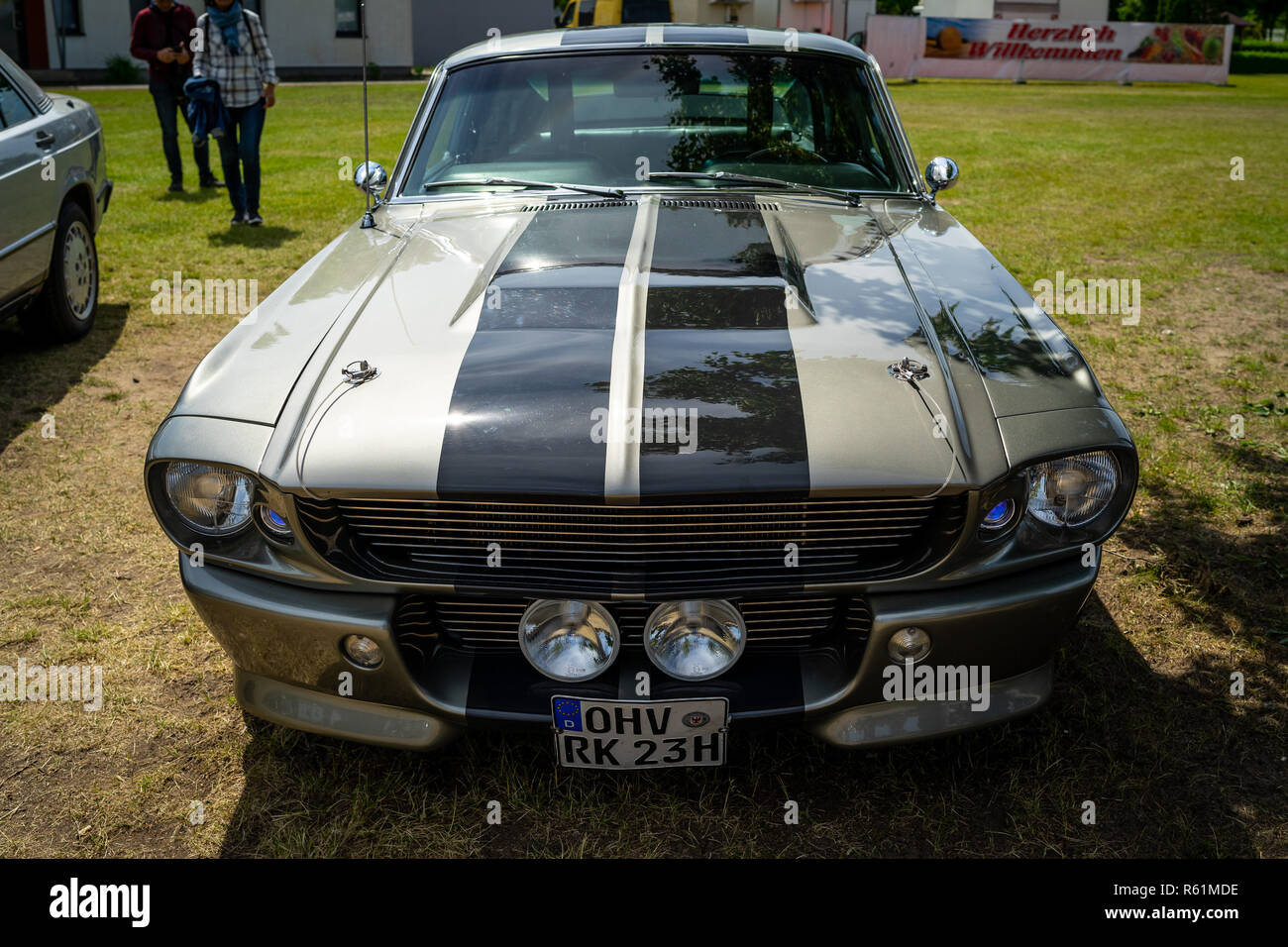 PAAREN IM GLIEN, Germania - 19 Maggio 2018: Pony auto Shelby Cobra GT500, (versione ad alte prestazioni della Ford Mustang). Die Oldtimer Show 2018. Foto Stock