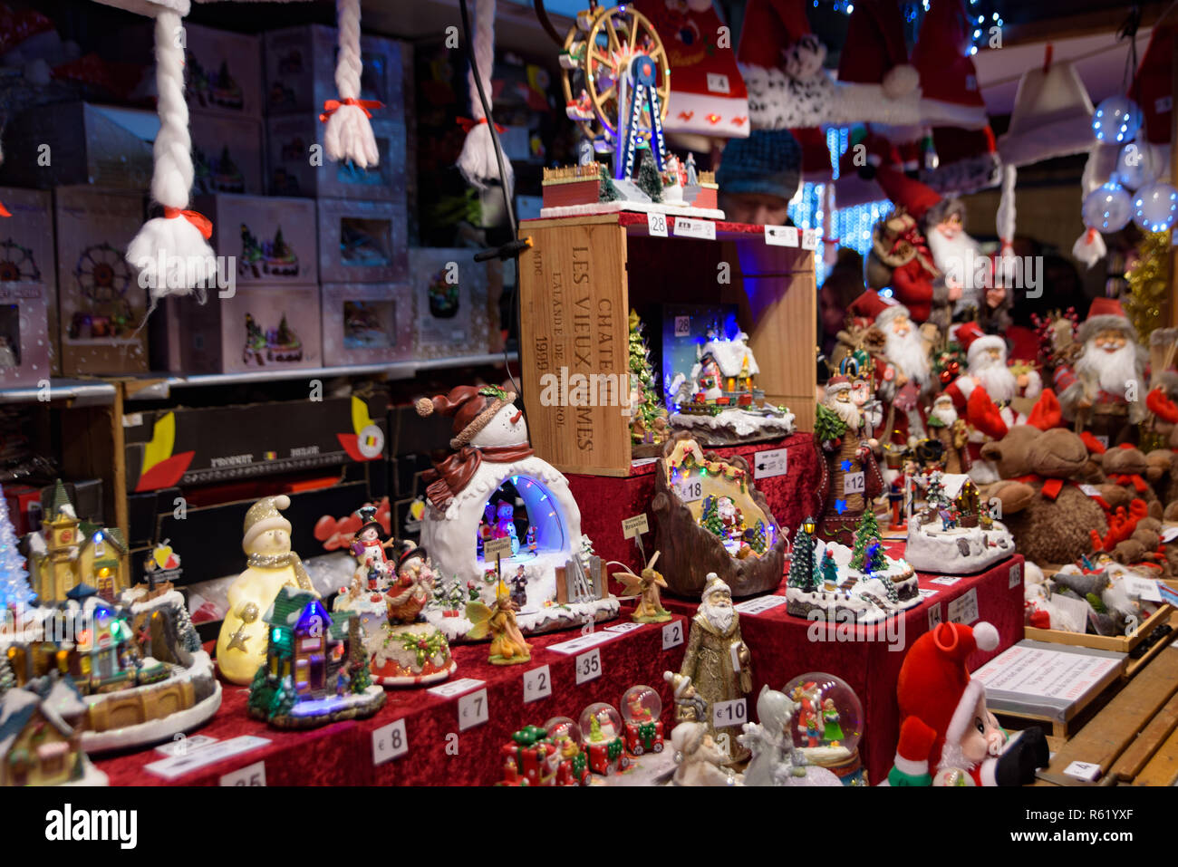 Artigianato in stallo 2018 Mercatino di Natale a Bruxelles, in Belgio Foto Stock