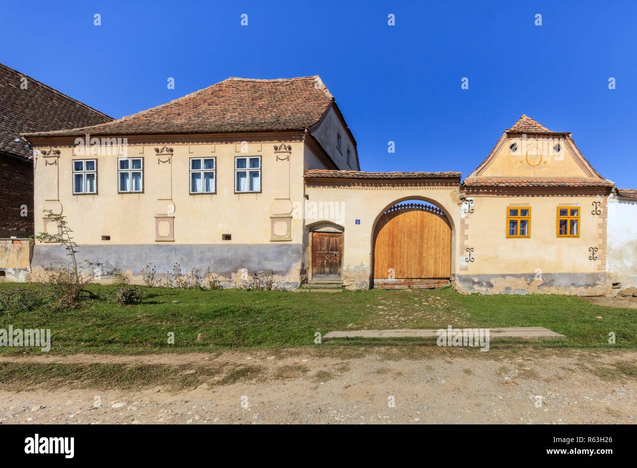 Casa tradizionale nel villaggio di Viscri, Romania Foto Stock