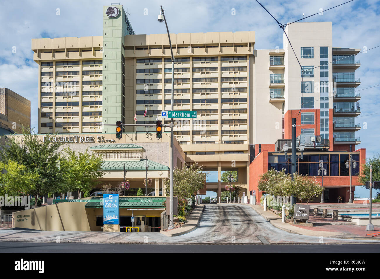 Esterno del Double Tree by Hilton hotel in Downtown Little Rock Foto Stock