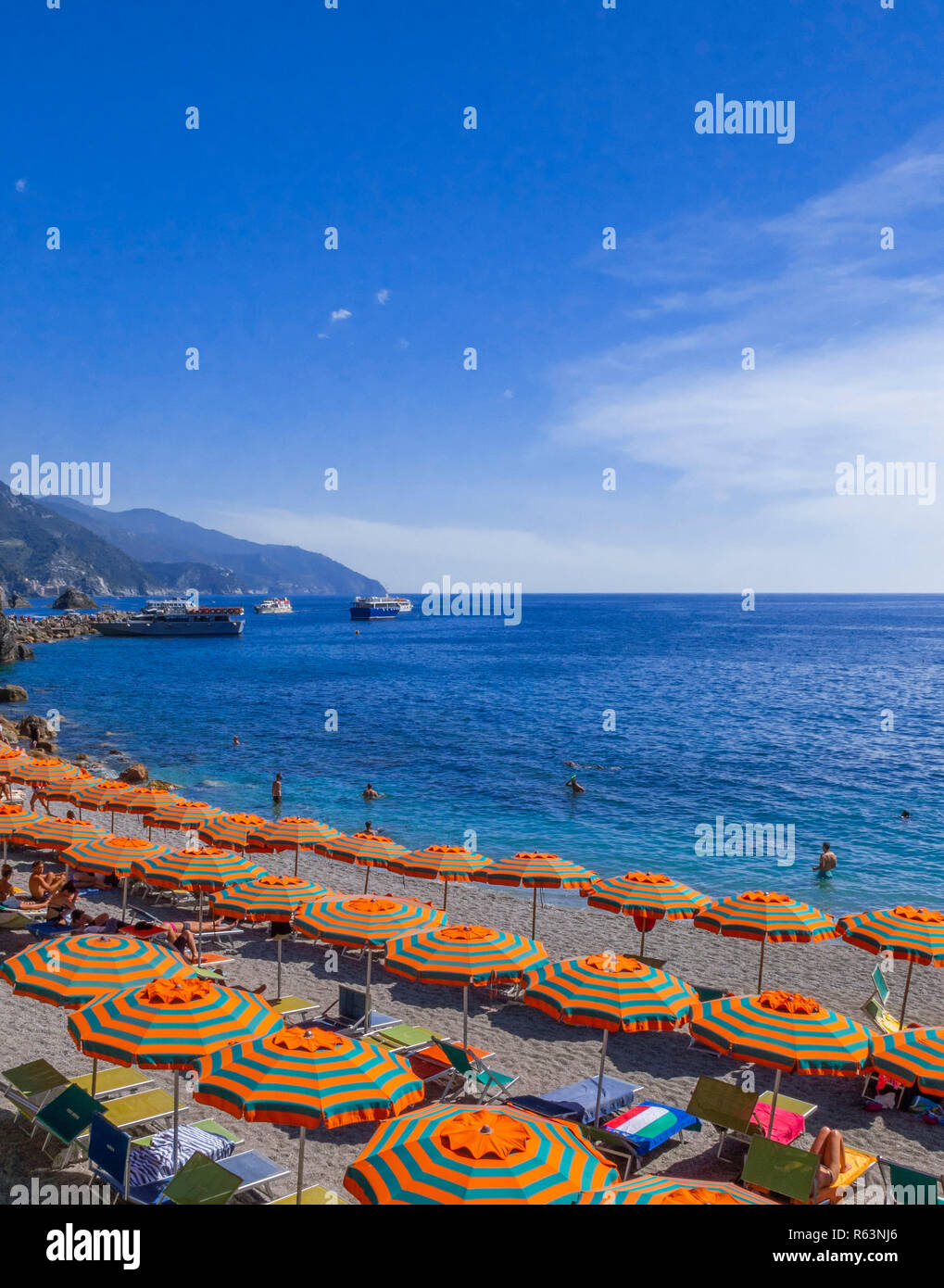 Spiaggia di Monterosso al Mare, Cinque Terre Riviera di Levante, provincia di La spazia, Liguria, Italia, Europa Foto Stock