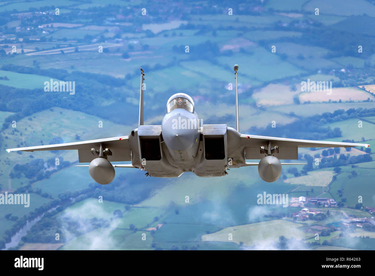 United States Air Force (USAF) McDonnell Douglas F-15 Eagle in volo. Fotografato a Royal International Air Tattoo (RIAT) Foto Stock