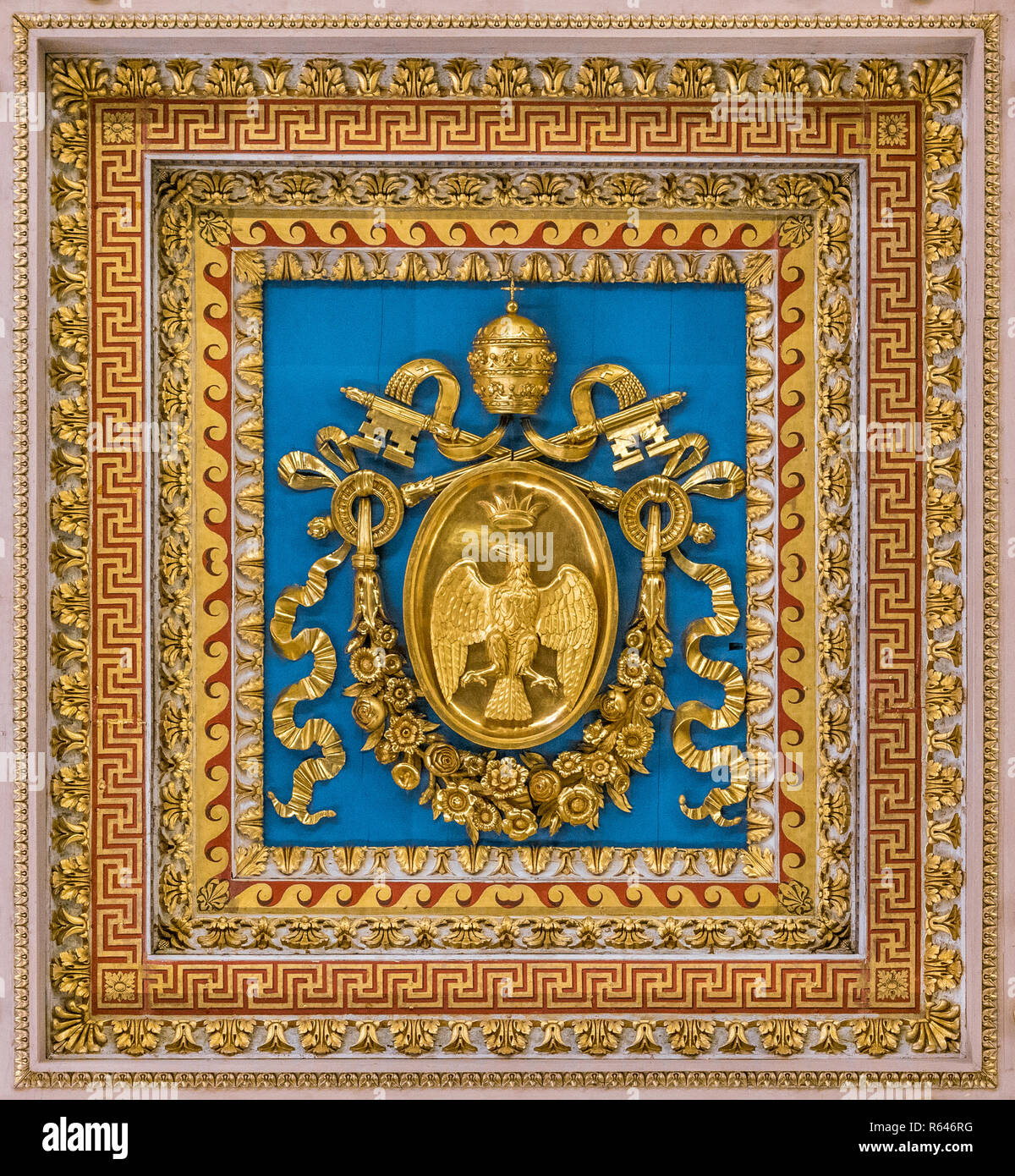 Leone XII stemma dal soffitto della Basilica di San Paolo fuori le Mura a Roma. Foto Stock