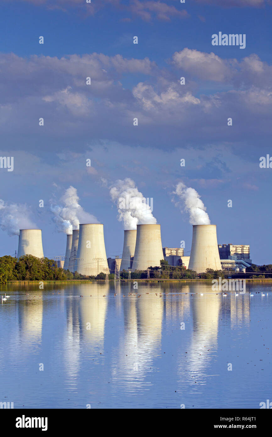 Jänschwalde / Jaenschwalde centrale elettrica a lignite, la terza più grande brown centrali a carbone vegetale in Germania a Brandenburg, Spree-Neiße Foto Stock