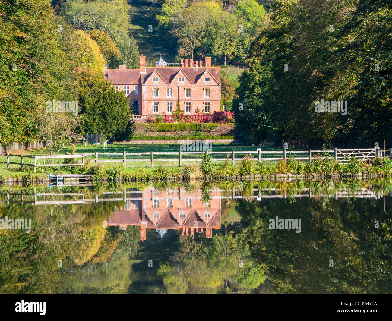 Hardwick station wagon, sulle rive del fiume Tamigi, Whitechurch sul Tamigi, Reading, in Inghilterra, Regno Unito, GB. Foto Stock