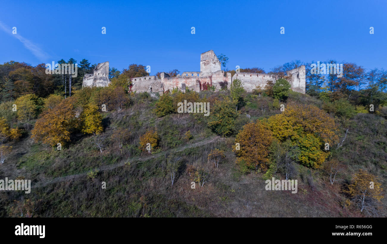 Fortificata medievale fortezza sassone in villaggio Saschiz. Transilvania, Romania Foto Stock