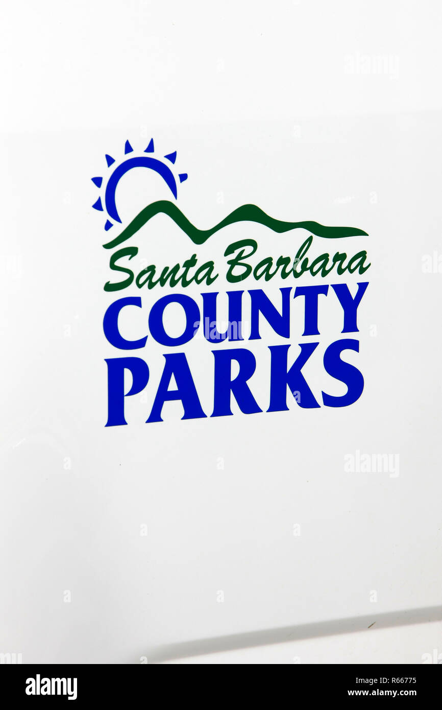 Santa Barbara County Parks logo su una portiera di un veicolo in California Foto Stock