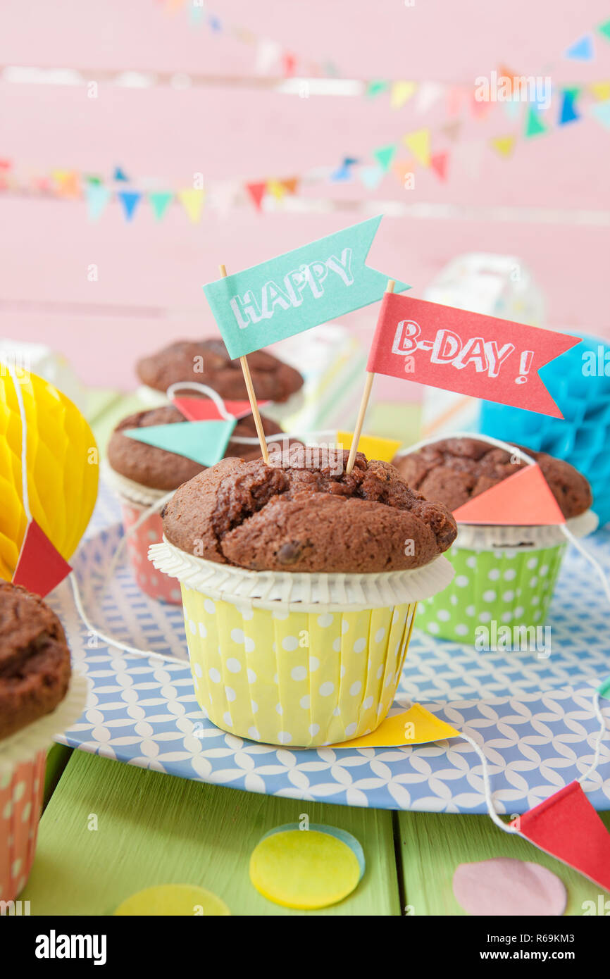 Poco muffin al cioccolato Foto Stock
