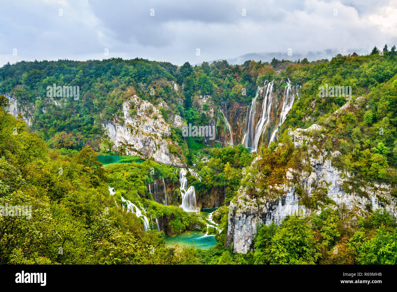 Il Veliki Slap cascata nel Parco Nazionale dei Laghi di Plitvice, Croazia Foto Stock
