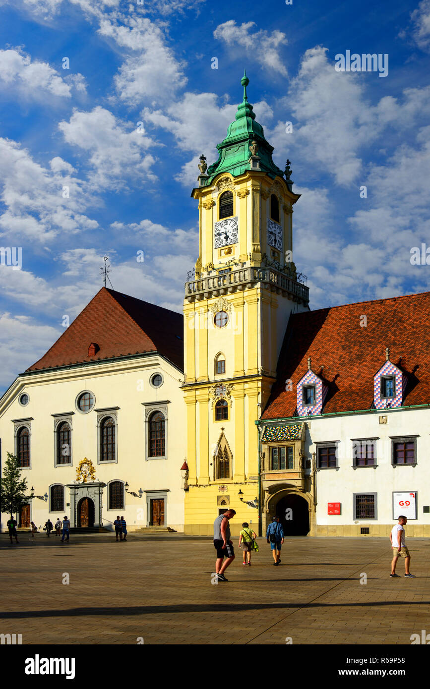 Municipio della Città Vecchia, la piazza principale, Bratislava, Slovacchia Foto Stock