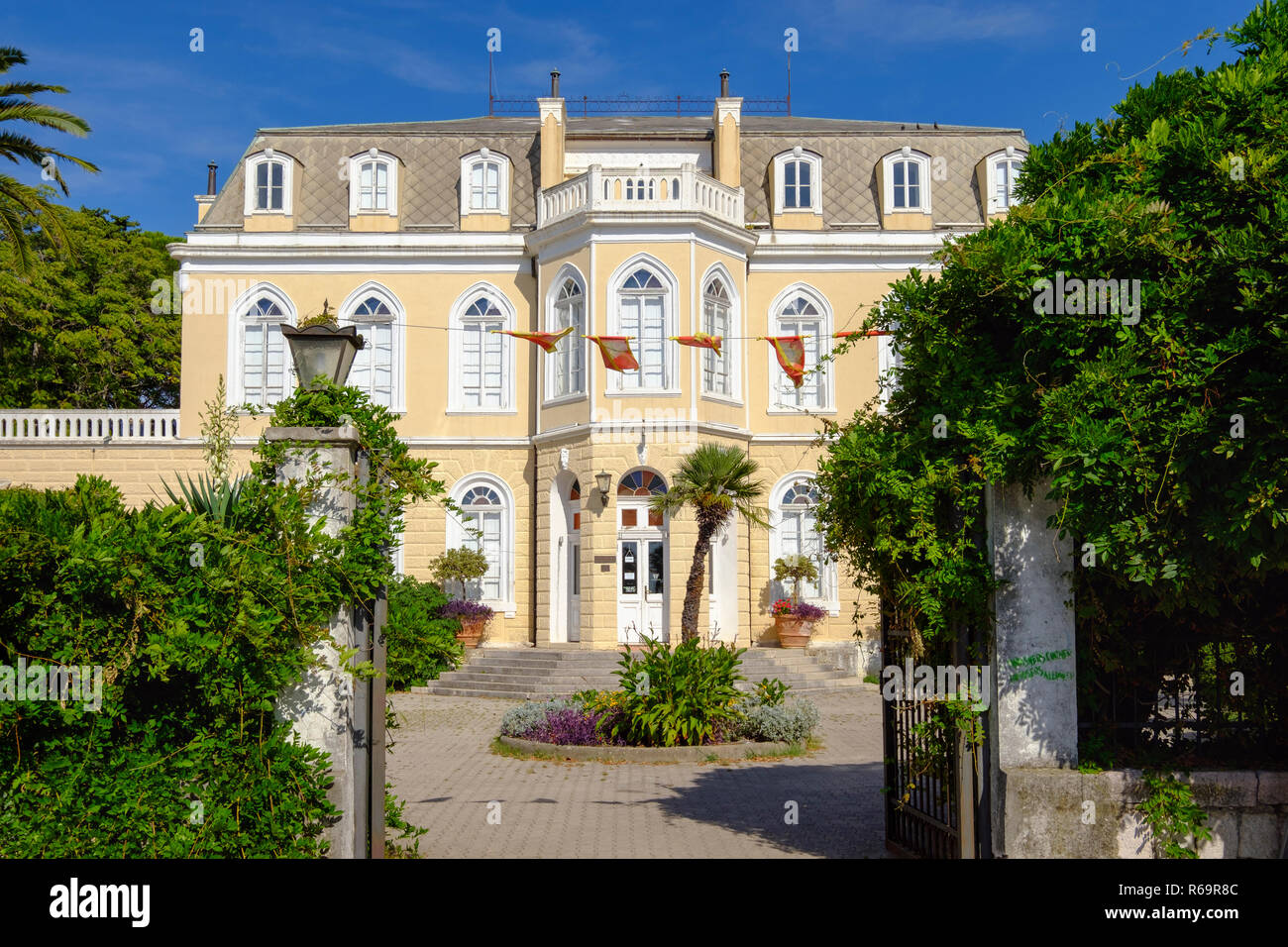 Residenza estiva, il Palazzo del Re Nikola, City Bar, costa Adriatica, Montenegro Foto Stock