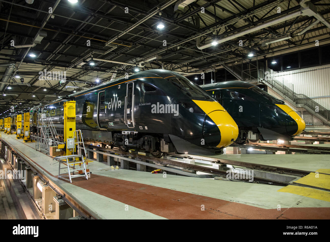 Hitachi polo nord manutenzione ferroviaria per la classe 800 Super Express treni, il deposito è stato precedentemente utilizzato per l'Eurostar della flotta di treni fino al 2007 Foto Stock
